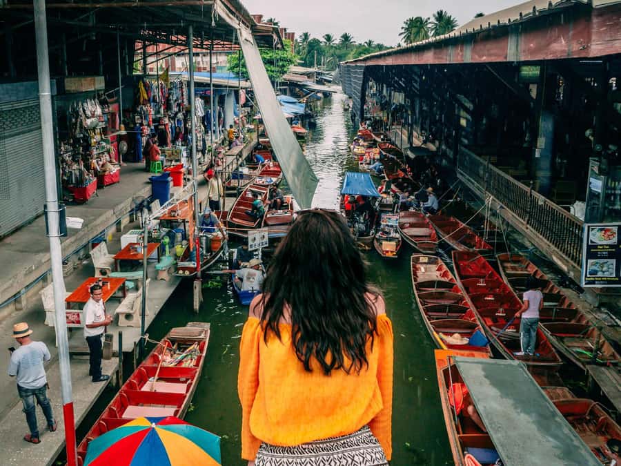 From Bangkok: Maeklong Railway and Floating Market Day Tour - Key points at a glance