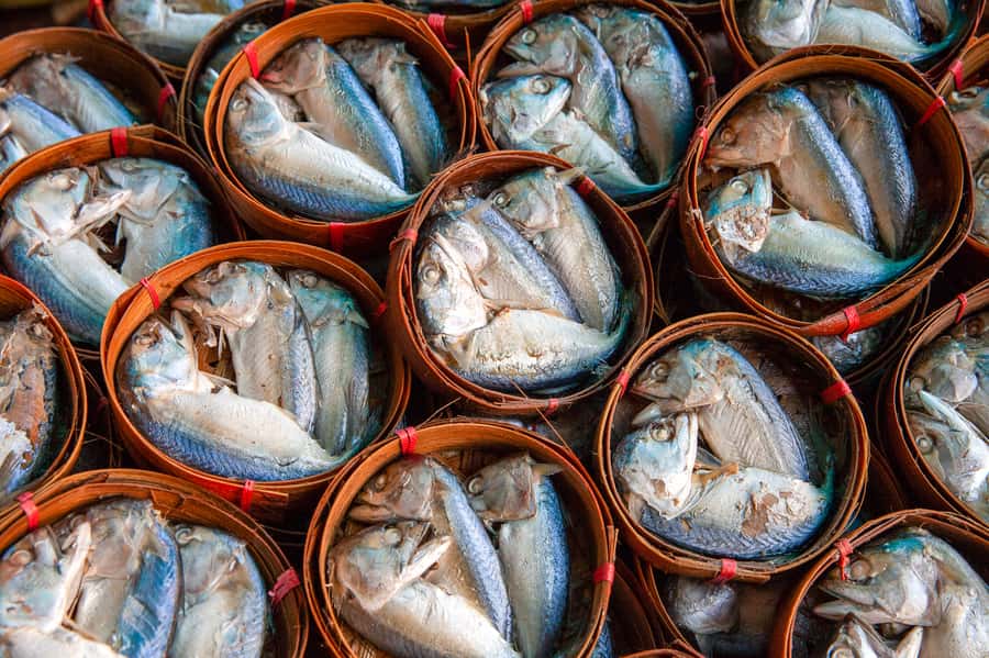 From Bangkok: Maeklong Railway and Floating Market Food Tour - The best fit for this half-day outing
