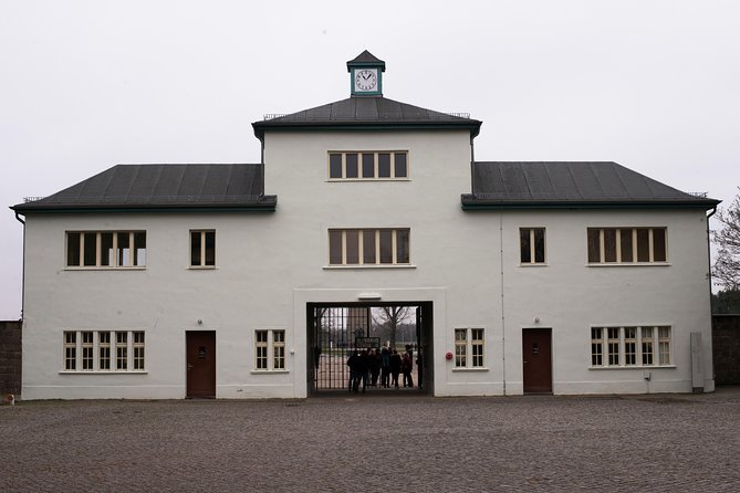 From Berlin to Sachsenhausen Camp: Private Tour by Car or Train - Why Sachsenhausen deserves a full morning