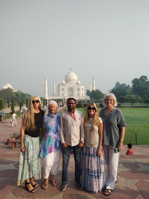From Delhi:All Inclusive Taj Mahal Day Tour by Fastest Train - Key points before you book