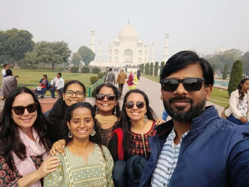 From Delhi:All Inclusive Taj Mahal Day Tour by Fastest Train - Lunch and the meaning of all-inclusive