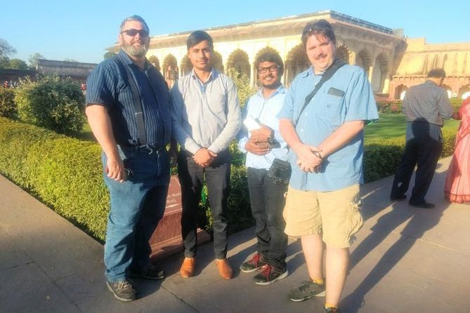 From Delhi: All-Inclusive Taj Mahal Tour by Gatiman Express Train - Agra Fort and the Mughal capital
