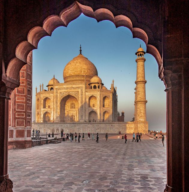 From Delhi: Same Day Taj Mahal Trip By India's Fastest Train - What the $160 price is really buying