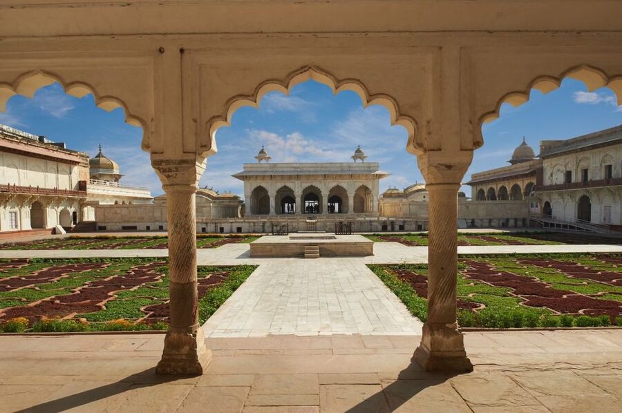 From Delhi: Taj Mahal & Agra City Tour By Gatiman Train - Key points to know before booking