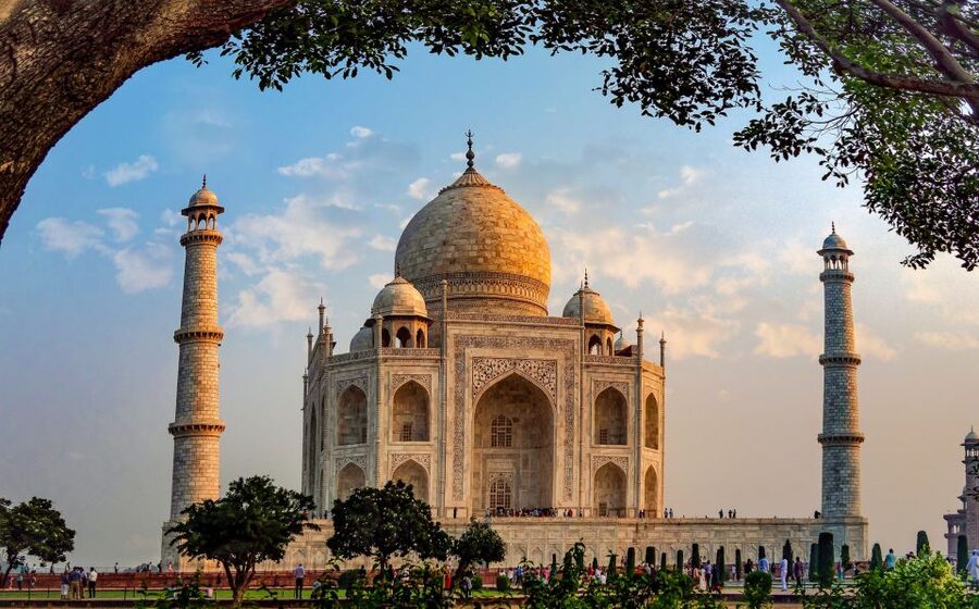From Delhi: Taj Mahal & Agra City Tour By Gatiman Train - Itimad Ud Daulah, the smaller monument with fine detail
