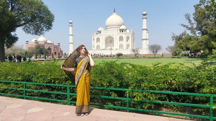 From Delhi: Taj Mahal and Agra Day Tour by Super-fast Train - Lunch in Agra, with a useful pause