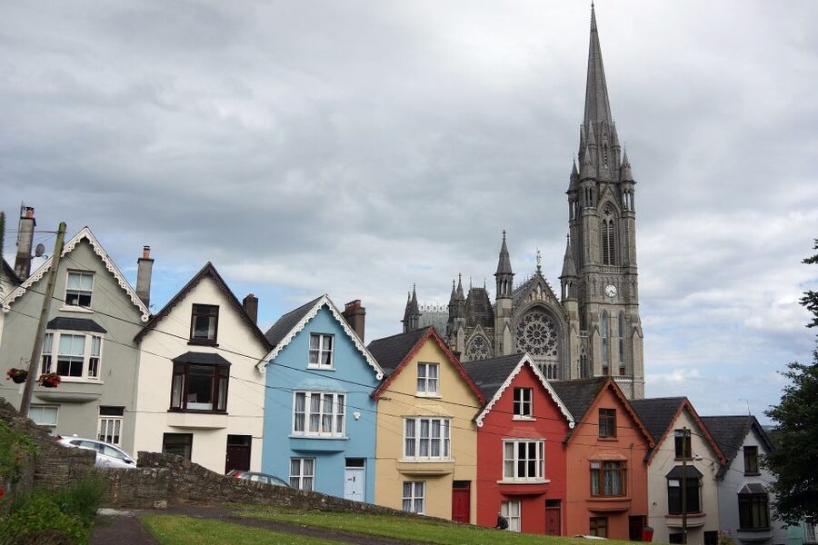 From Dublin: 6-Day All of Ireland Rail Tour - Day one: Blarney, Cobh, and the road to Killarney