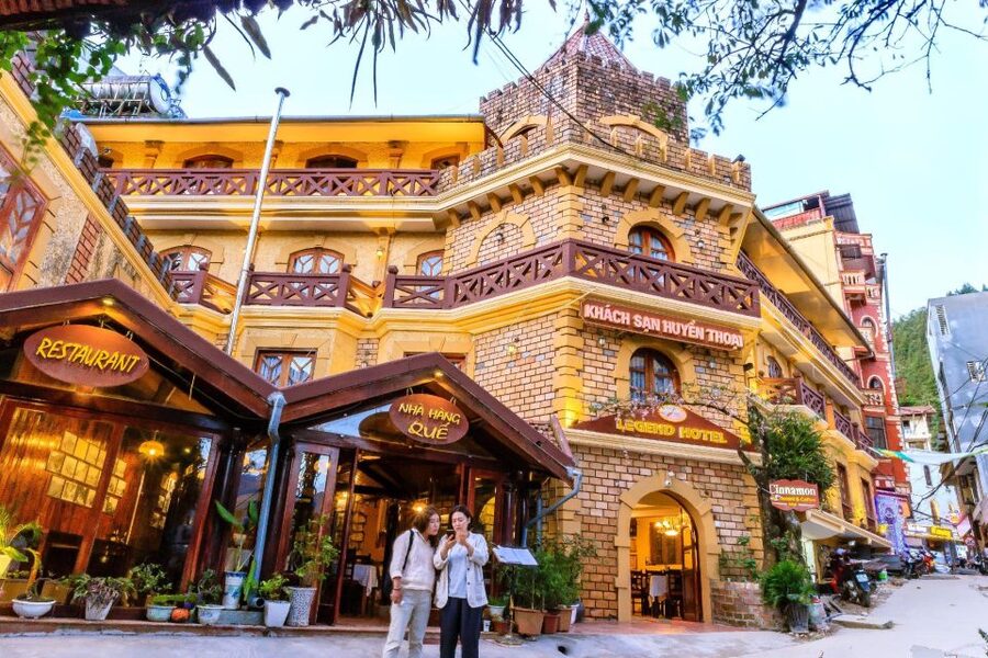 From Hanoi: Sapa Hill Tribes 2-Day Tour by Overnight Train - Cat Cat village and the first walk