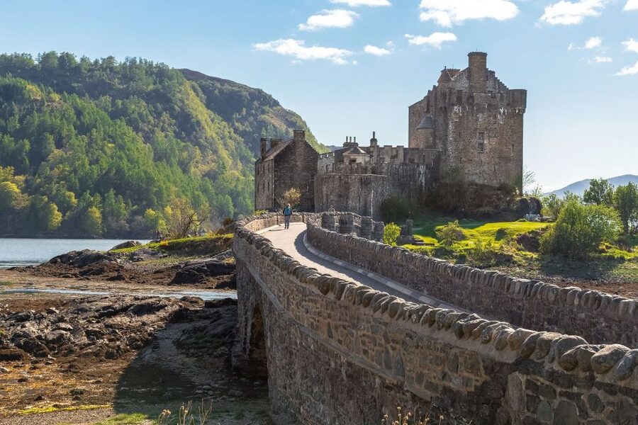 From Inverness: 3-Day Isle of Skye & Optional Steam Train - Day one: Loch Ness, Fort William, and the road to Skye