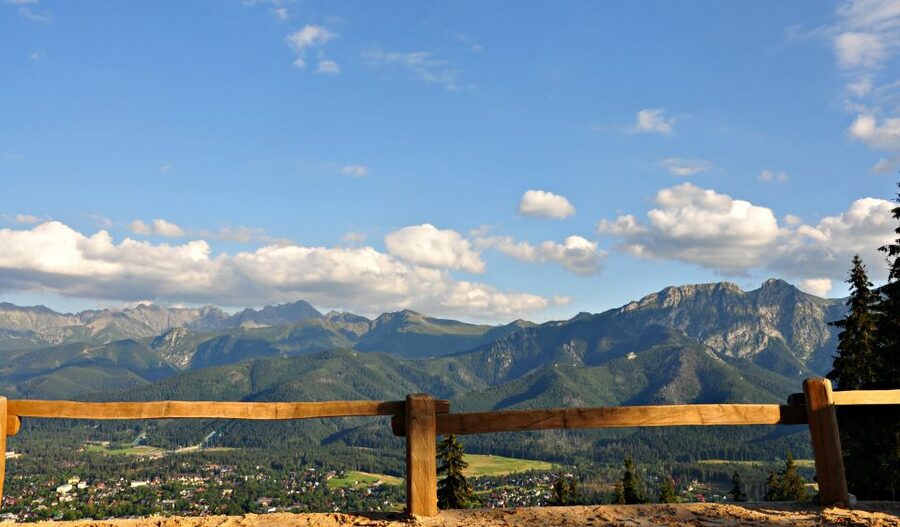 From Krakow: Zakopane Day Tour with Tasting & Funicular Ride - What lunch and free time really mean