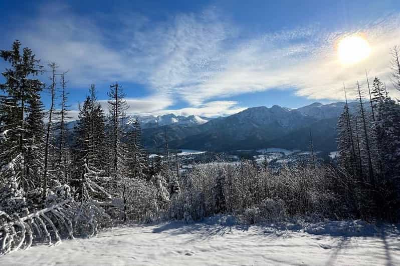 From Krakow: Zakopane Day Trip with Funicular & Food Tasting - Leaving Krakow for Chocholow’s wooden houses