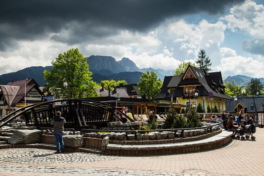 From Krakow: Zakopane Tour with Gubalowka Funicular & Museum - Krupówki and the Zakopane style