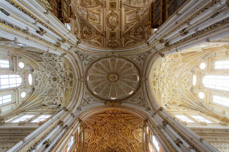 From Madrid: Cordoba and Mosque Day Trip by High-Speed Train - Through the Jewish Quarter and old Cordoba