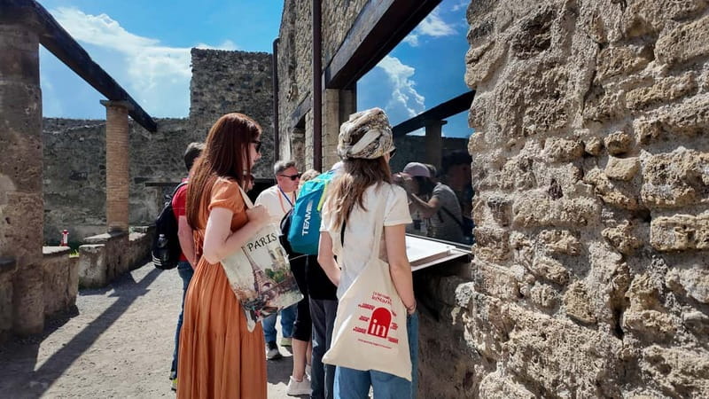 From Naples: Guided tour of Pompeii skip-the-line and round-trip train - The two-hour walk through ancient Pompeii