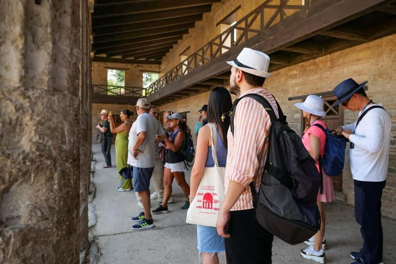 From Naples: Guided tour of Pompeii skip-the-line and round-trip train - Weather, shoes, and daily comfort