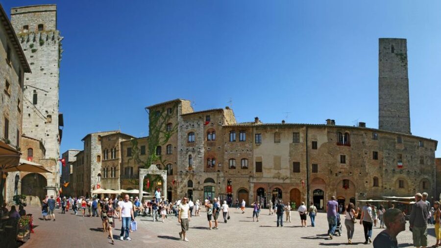 From Rome: Florence & Tuscany Day Tour by High-Speed Train - From Florence to the Tuscan countryside