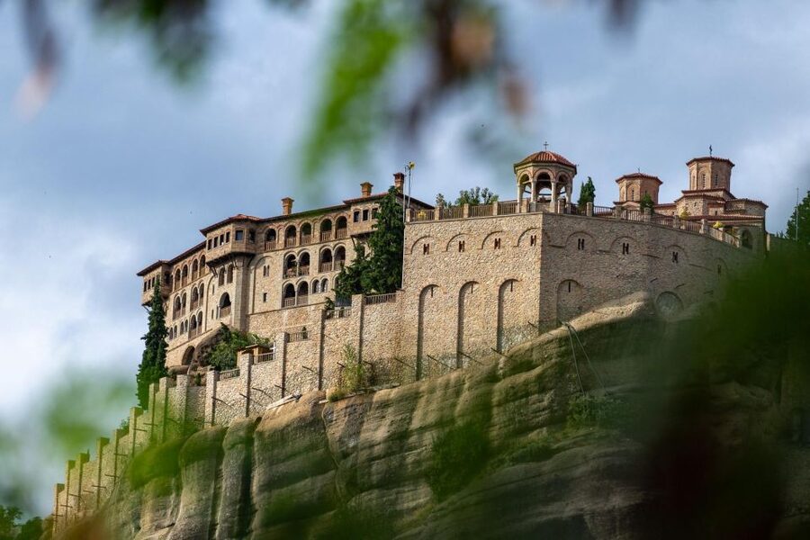 From Thessaloniki: Train Trip to Meteora & Monastery Tour - The return journey and the real cost
