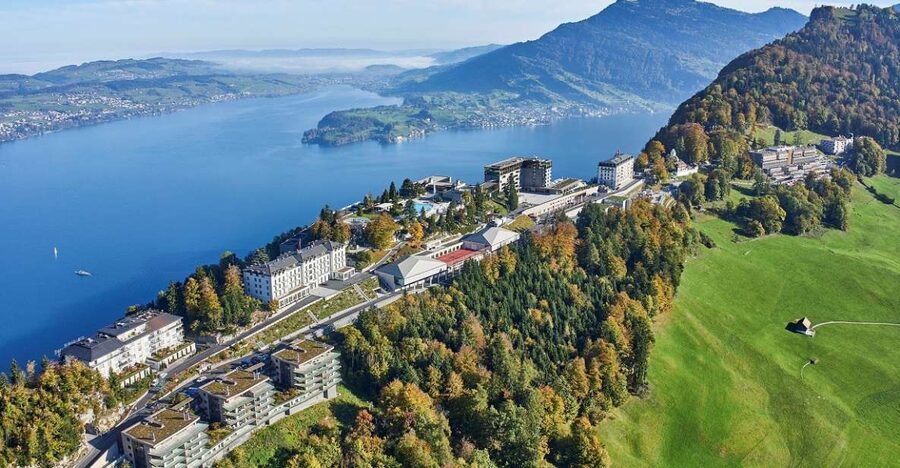 From Zurich: Funicular to Mt. Bürgenstock & Lake Lucerne - Riding the Bürgenstock funicular