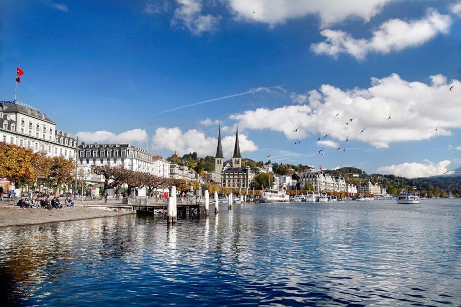 From Zurich: Funicular to Mt. Bürgenstock & Lake Lucerne - Who will enjoy this day most?