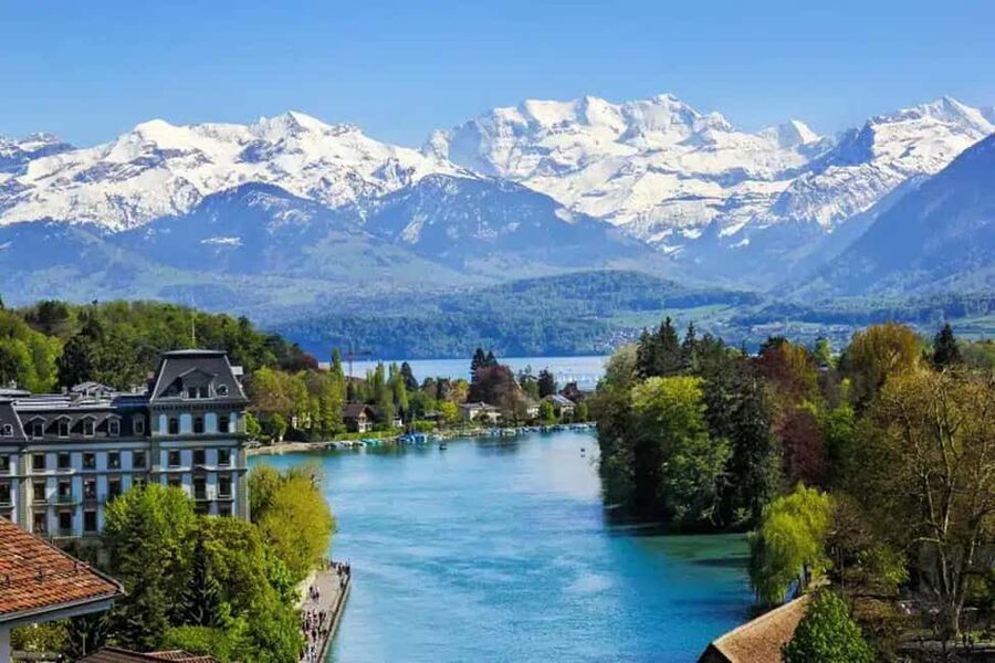 From Zurich: Premium Panoramic Train, Lucerne & Interlaken - One long Swiss day from Zurich