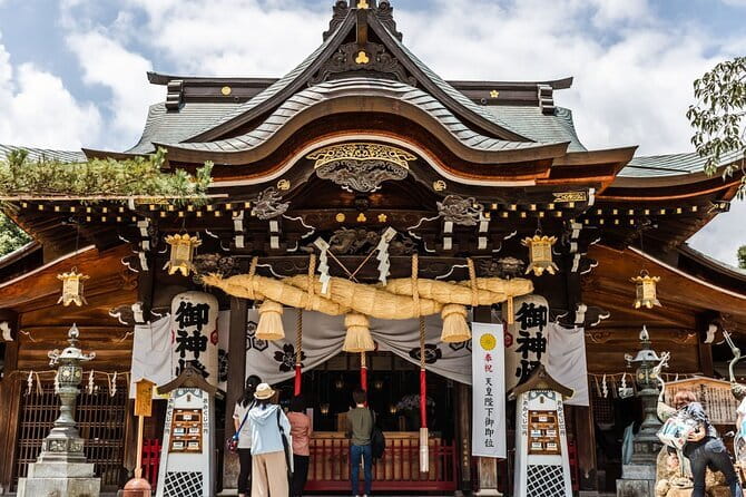 Fukuoka Takachiho Gorge, Amano Iwato and Scenic Train Tour - The Amaterasu Railway and its 2,000-yen decision