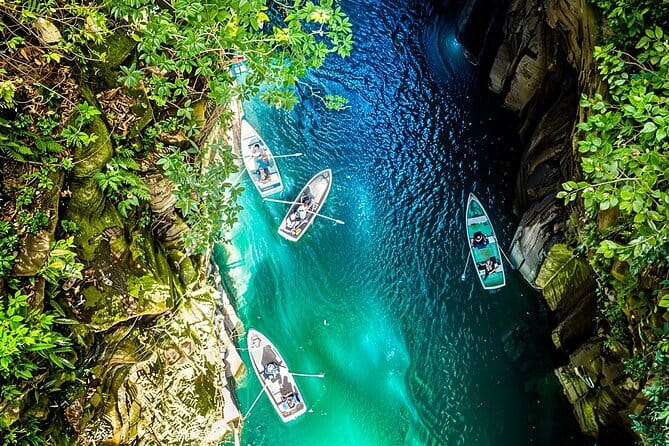 Fukuoka Takachiho Gorge, Amano Iwato and Scenic Train Tour - Walking into Takachiho Gorge