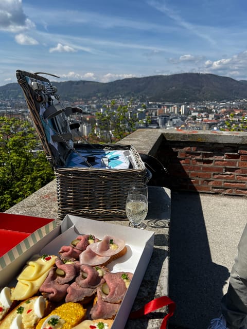 Graz: Funicular Ride & Schlossberg Picnic Experience - Access, rules, and practical comfort