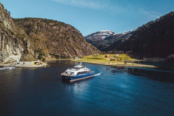 Guided day tour - Mostraumen Cruise, City Walk & Flöyen Funicular - Who should book this Bergen tour