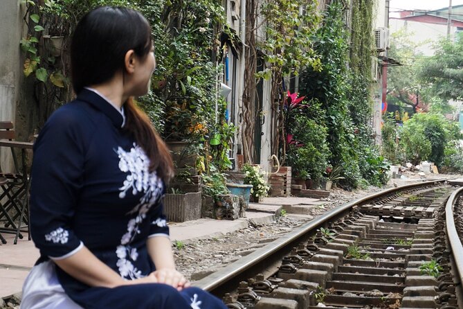 Hanoi Walking Street Food Tour with Train-Street Visit - Key details before you book
