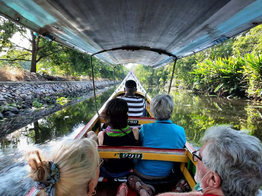 Hua Hin: Maeklong Railway & Amphawa Floating Markets Tour - Should you book the Maeklong and Amphawa tour?