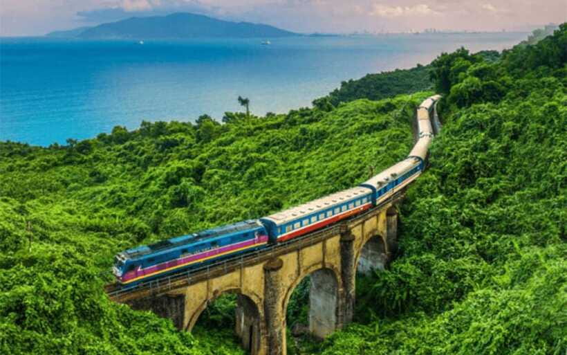 Hue Imperial Private Tour via Hai Van Pass Train Experience - Khai Dinh Tomb and the final Nguyen emperor