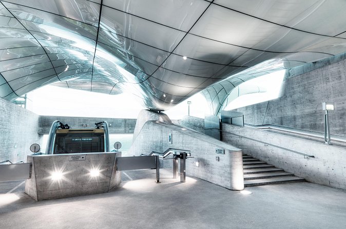 Innsbruck: Hungerburg Funicular Roundtrip Ticket - Price, crowds, and what you are paying for