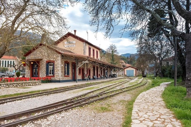 Kalavryta, Rack Railway & Cave of Lakes Full Day Private Tour - Riding the Odontotos from Kalavryta to Diakopto