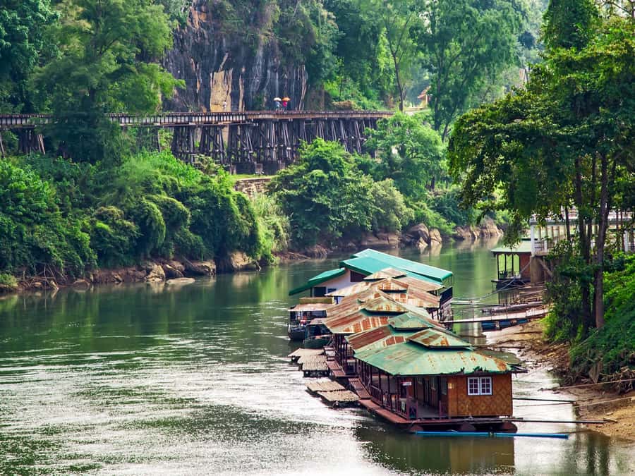 Kanchanaburi: River Kwai and Death Railway Day Tour - Tiger Cave Temple: a steep finish with a big Buddha