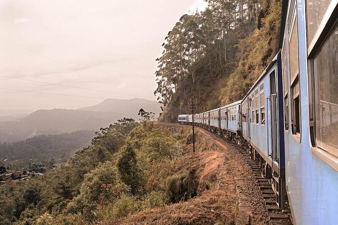 Kandy to Ella train ride on (Train No: 1005 "Podi Menike") - From Kandy to Hatton, the hills begin to rise