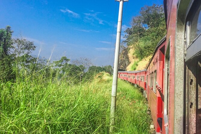 Kandy to Ella train ride on (Train No: 1015 "Udarata Menike") - A six-to-seven-hour day on the rails