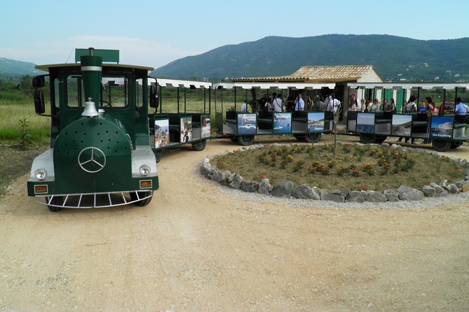 Konavle Valley Wine Tour from Dubrovnik with Train Ride and Wine Tasting - Zastolje and the Brajković family cellar