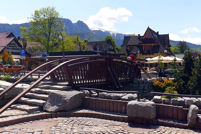 Krakow - Zakopane: Funicular, Cheese and Highland Highlights - Riding the Gubałówka funicular to 1,126 meters