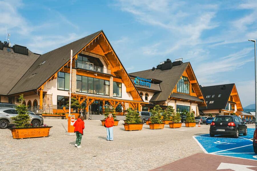Krakow: Zakopane One Day Trip with Funicular & Thermal Pools - Three hours at Chochołowskie Thermal Baths