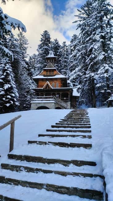 Krakow: Zakopane Tour with Funicular Ride and Cheese Tasting - Chochołów and its wooden highlander houses