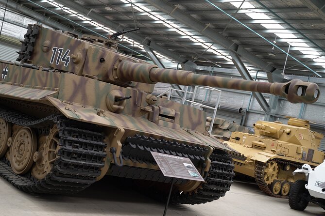 Kuranda Skyrail and Scenic Rail including Artillery Museum - Starting with tanks and artillery