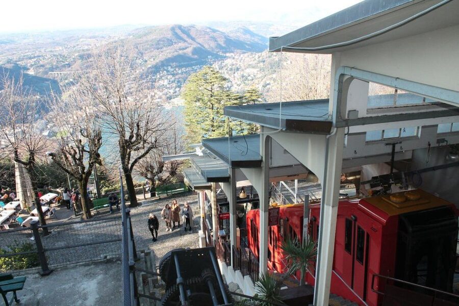 Lake Como: Easy Mountain Trek with Funicular & Boat Ride - Starting at the Como funicular