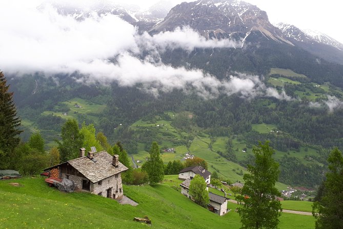 Lake Como, Swiss Alps and Bernina Train From Milan - Leaving Milan from Piazza Duca dAosta