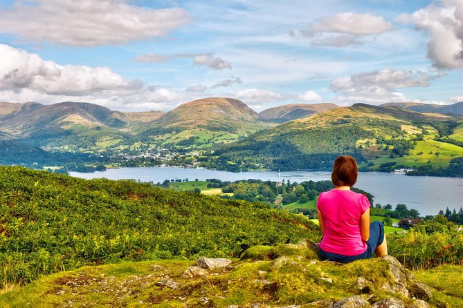 Lake District - Rail Tour from London with Cream Tea and Cruise - Cream tea at Lindeth Howe