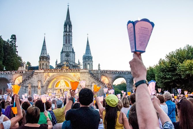 LOURDES : COME FOR A DAY - Private Day-trip from PARIS by High Speed Train - The 6:00 a.m. hotel pickup