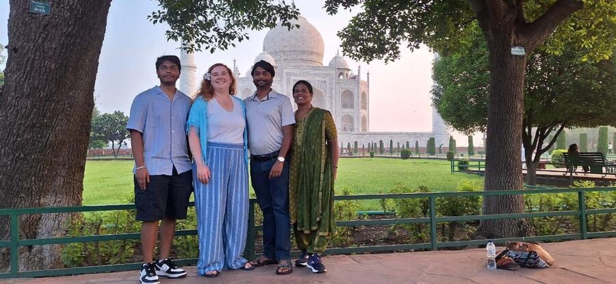 Luxury train tour from Delhi to Agra - Returning to Delhi by train