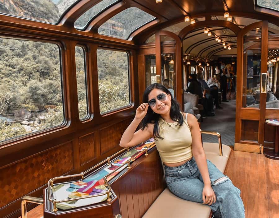 Machu Picchu: 1-day tour by Vistadome Observatory train - The Vistadome Observatory train to Aguas Calientes