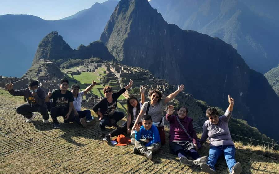 Machu Picchu: 1-day tour by Vistadome Panoramic train - Aguas Calientes and the ride up to Machu Picchu