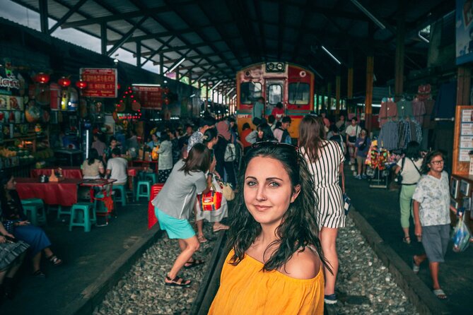 Maeklong Railway & Damnoen Saduak Floating Market Tour – Full Day - A closer look at the market experience