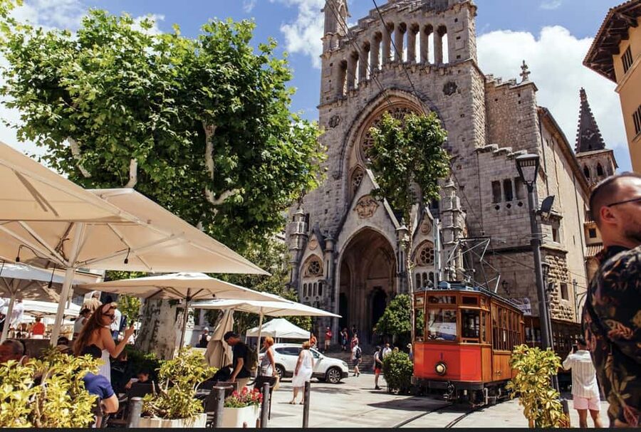 Mallorca: Exclusive Soller Train and Tram Half-Day Tour - Why the Sóller railway makes this trip special